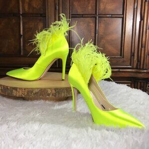 Jessica Simpson Paxtey Feather Neon Yellow Matte Satin Pump
